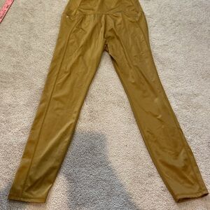 Metallic gold Fablectics leggings​​​​​​​​​